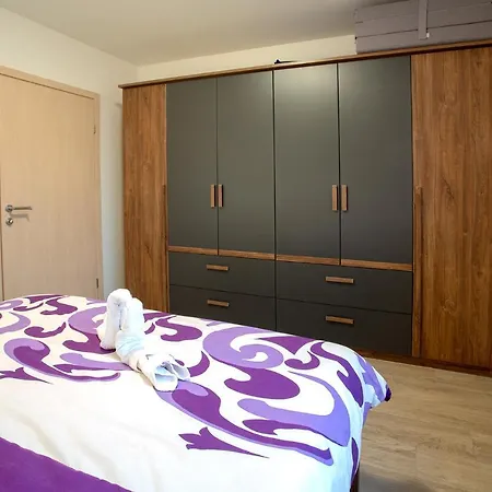 Neo Apartment